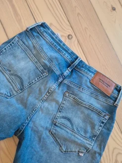 Jack & Jones denim shorts til herre – ripped look
