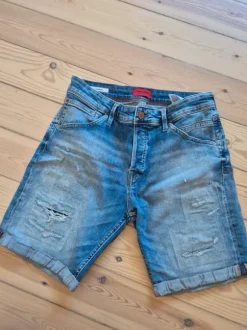 Jack & Jones denim shorts til herre – ripped look