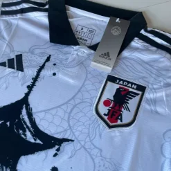 Japan x Adidas fodbold T-shirt