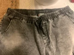 Jeans kortbyxor