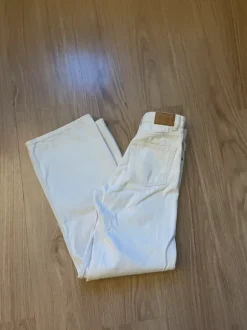 Jeans Monki W27