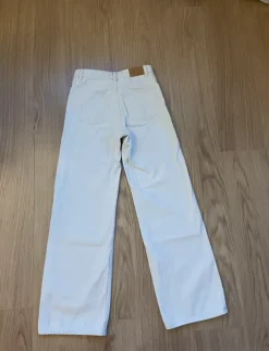 Jeans Monki W27
