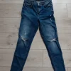 Jeansy F&F Skinny Fit z dziurami na kolanach