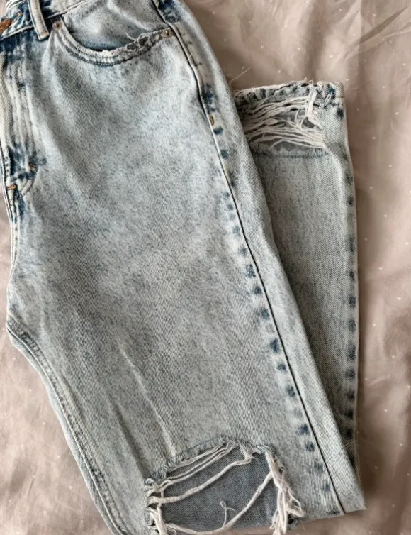 jeansy mom fit boyfriend S pull&bear