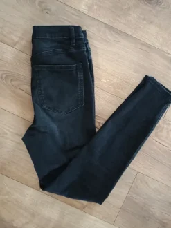 Jeansy skinny 36