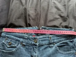 jeansy z niskim stanem river island