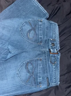 jeansy z niskim stanem river island