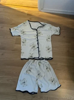 Jätte söta pyjamas