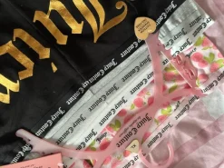Juicy Couture majtki/stringi XL 4-pack nowe z metką