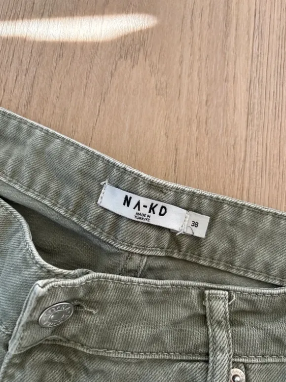 Khaki bukser fra NA-KD
