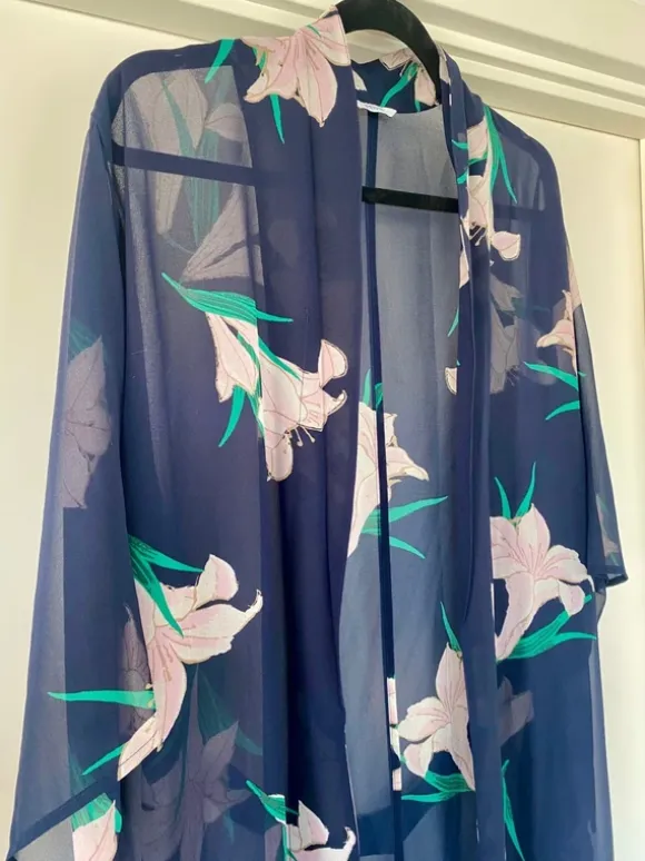 Kimono med bindebånd
