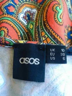 Klänning Storlek 38 asos