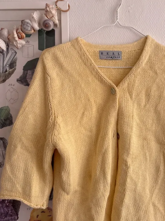 Knit short sleeve cardigan