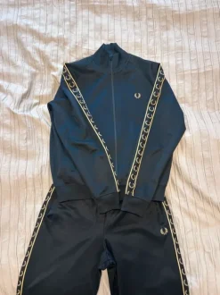 Komplet dresowy fred perry