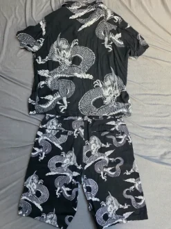 Komplet męski CROPP koszula wiskoza rozmiar L i szorty SMOKI Dragon rozmiar S
