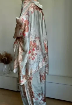 Komplet satynowy jedwab wiskoza koszula spodnie wzory classy na komunię z gumką luźny elegancki