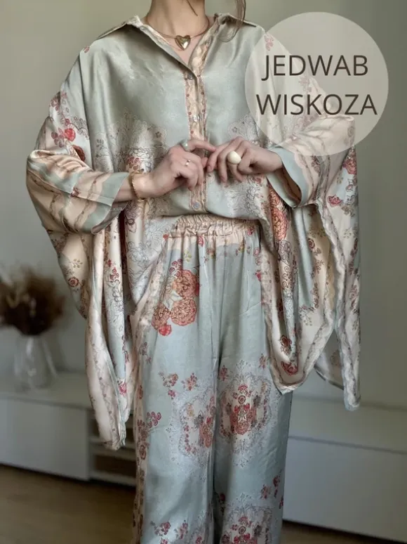 Komplet satynowy jedwab wiskoza koszula spodnie wzory classy na komunię z gumką luźny elegancki