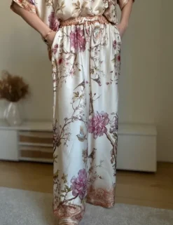 Komplet satynowy z jedwabiem wiskoza w kwiaty koszula spodnie z gumką w pasie luźny elegancki zestaw
