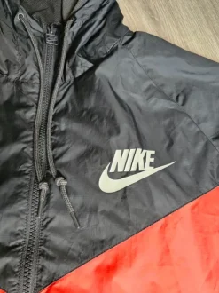 Kurtka wiatrówka Nike, rozm. L.