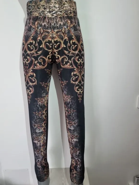 Kuviolliset leggingsit