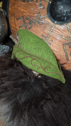 Larp, cosplay. Średniowieczna filcowa czapka - ręcznie szyta
