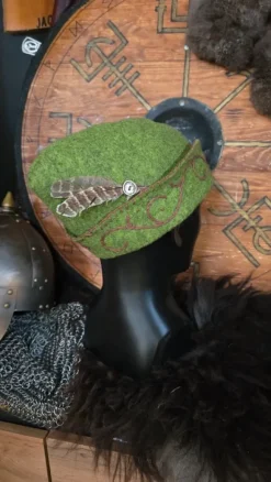 Larp, cosplay. Średniowieczna filcowa czapka - ręcznie szyta