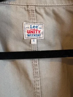 Lee & Weeday jacka