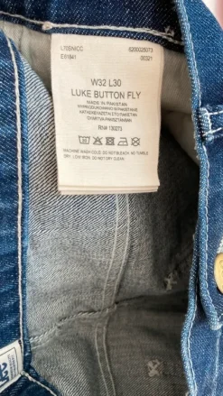 Lee Luke slim tapered I str. 32X30 (udgået model)