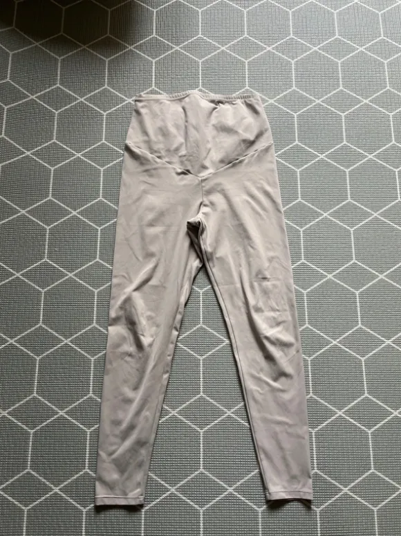 Legginsy ciążowe Oysho