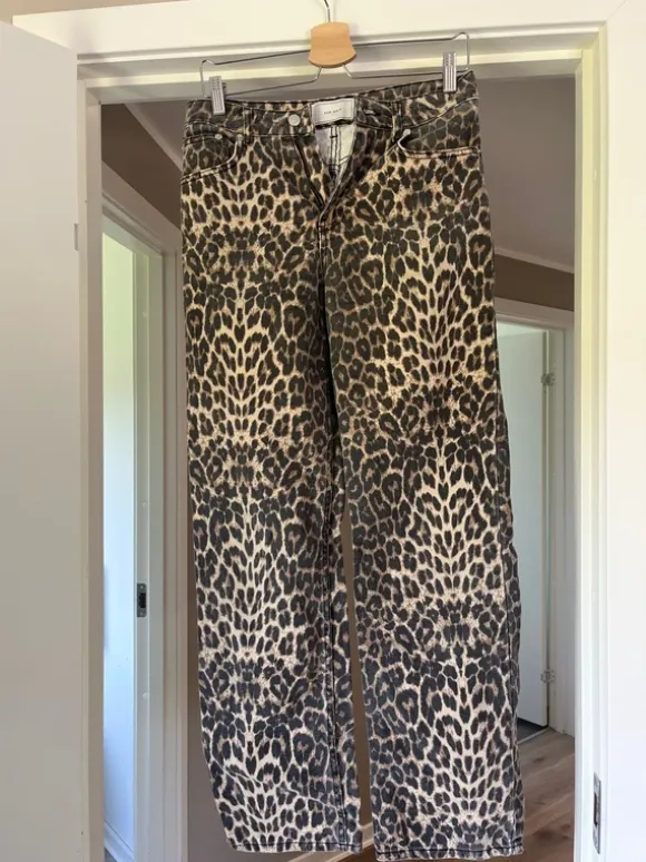 Leopard bukser fra Neo noir