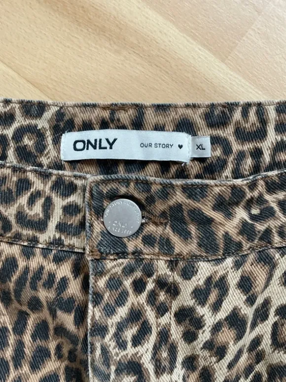 Leopard nederdel fra Only