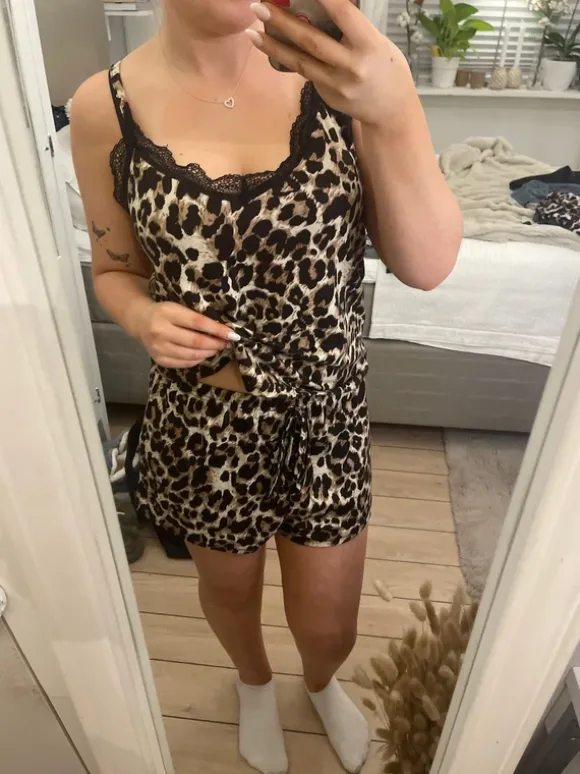 Leopard pyjamas två delad