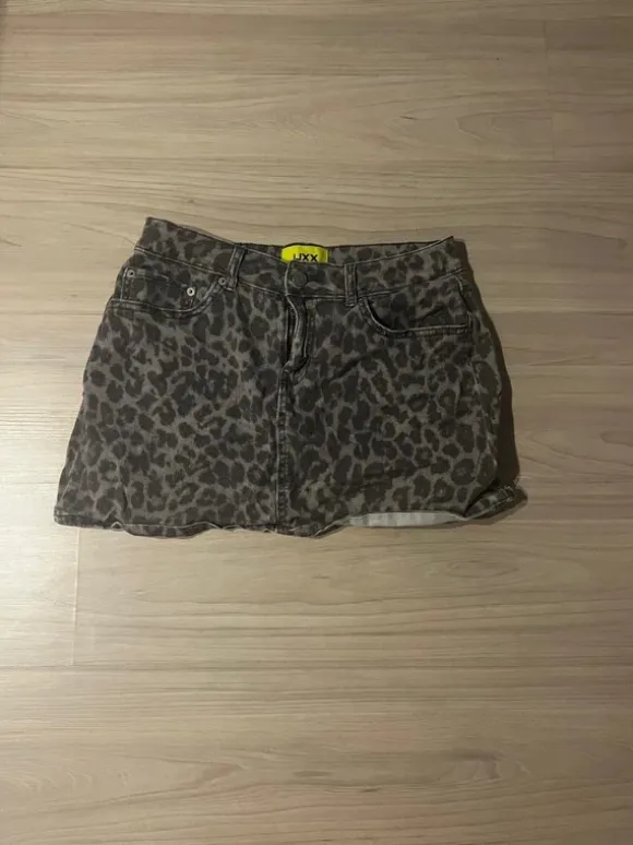 Leopard Skirt