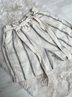 Letnie lniane szorty spodenki na lato w stylu old money