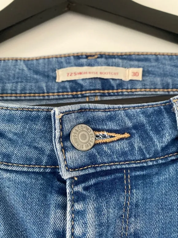 Levis 725 str 30/32
