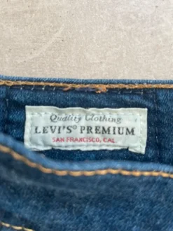 Levi’s 724 High Rise Straight. Str. 27 (se foto).