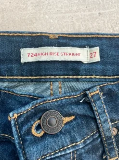 Levi’s 724 High Rise Straight. Str. 27 (se foto).