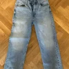 Levi’s 565 jeans