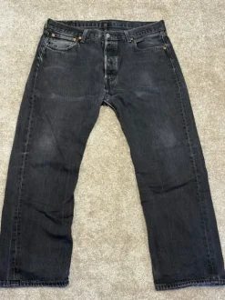 Levi’s 501 jeans W36 L32 black washed denim