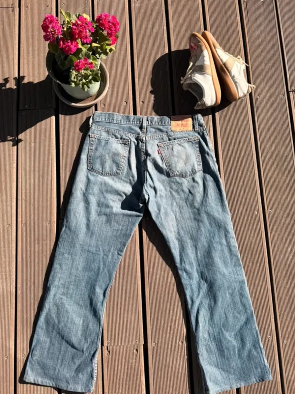 Levis 527 Vintage Bootcut Jeans