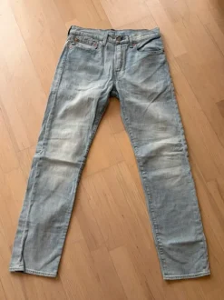 Levis Jeans