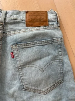 Levis Jeans