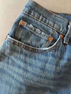 Levis jeans
