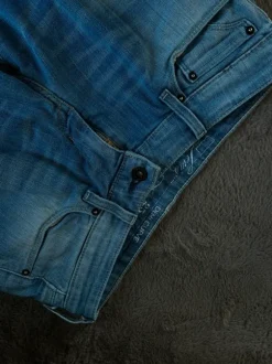 Levis Jeans