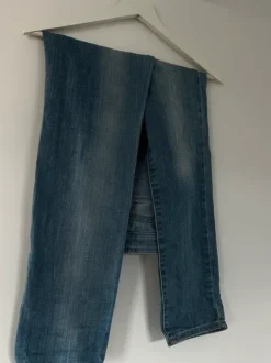 Levis Jeans