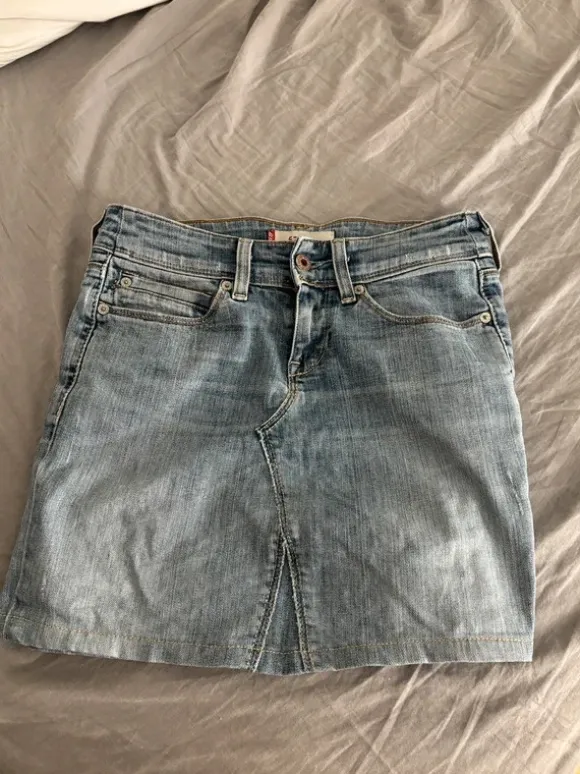 Levis Jeanskjol