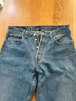 Levi’s 501’s 31/32