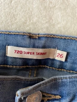 Levi’s W28 L 28