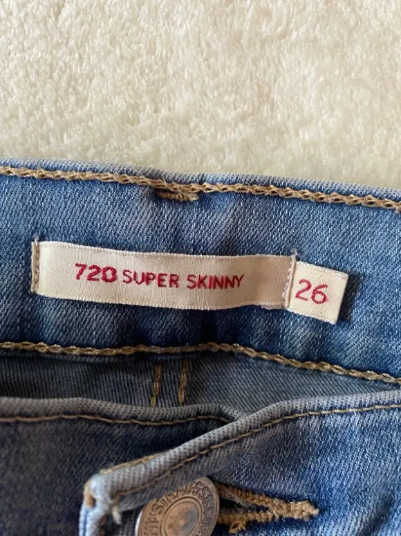 Levi’s W28 L 28