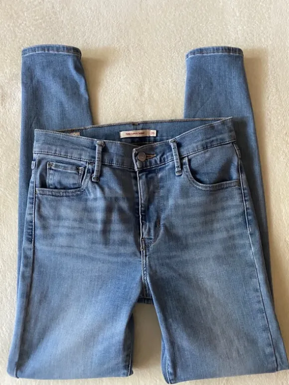 Levi’s W28 L 28